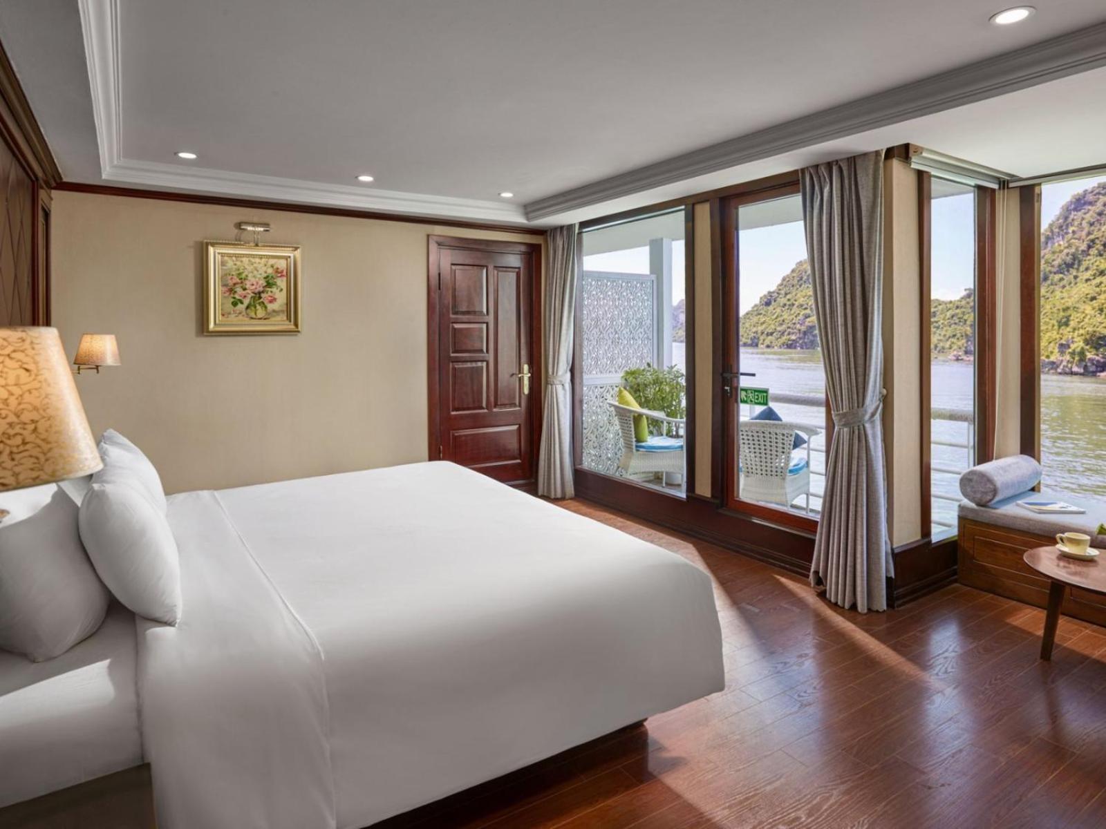 Halong Luxury Cruise Hotel Ха Лонг Екстериор снимка