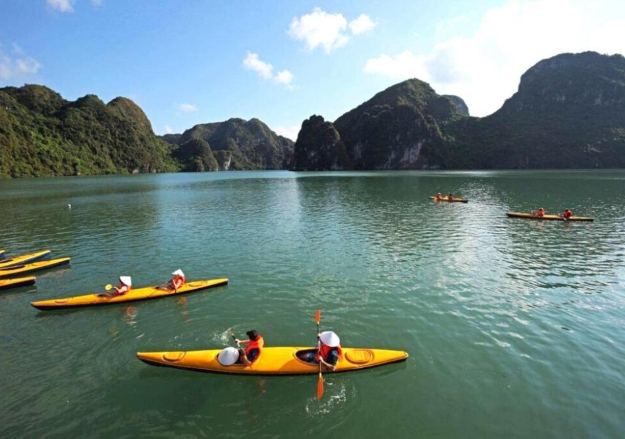 Halong Luxury Cruise Hotel Ха Лонг Екстериор снимка